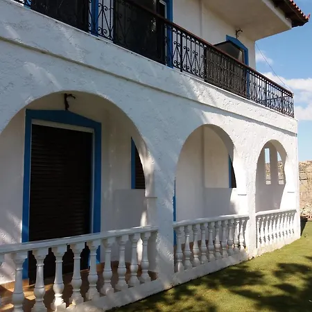 Red Castle Village Guest house Kokkinos Pirgos