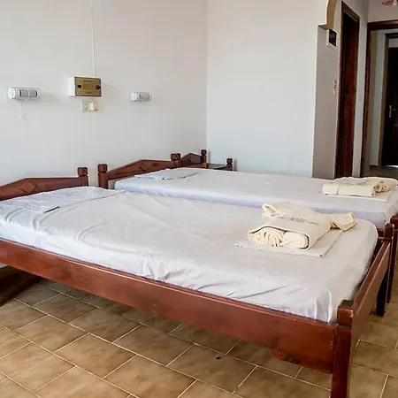 Guest house Red Castle Village Kokkinos Pirgos