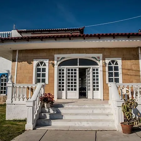 Guest house Red Castle Village Kokkinos Pirgos